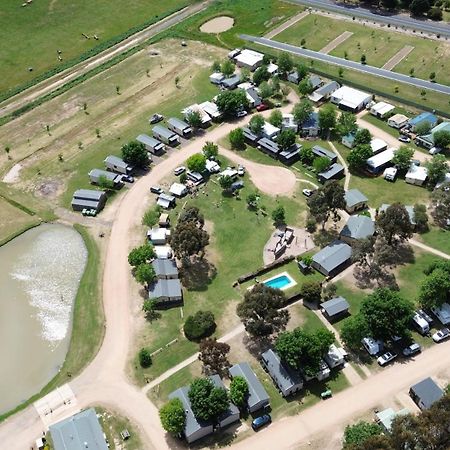 Mansfield Holiday Park Exterior foto